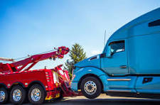 Trucking Sector Celebrates New Predatory Towing Legislation in Mississippi
